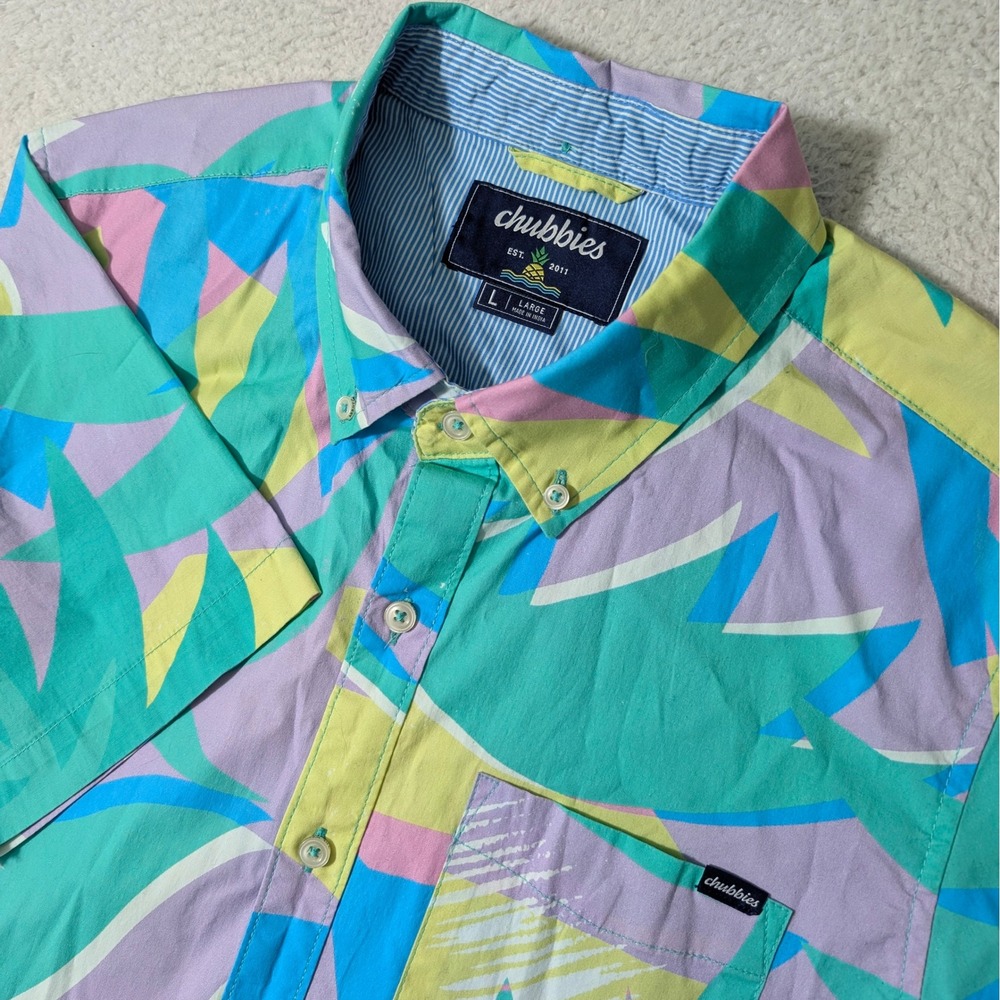 NEW! Chubbies Button Down Men L Multicolor Abstract Tropical Print Stretch‎